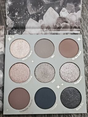 Quartz Colourpop Eyeshadow Palette - Taupe, Rose, Pewter
